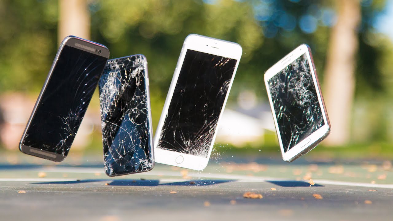 „iPhone 6S“ ir „iPhone 6S Plus“ atlaikė kritimo testus